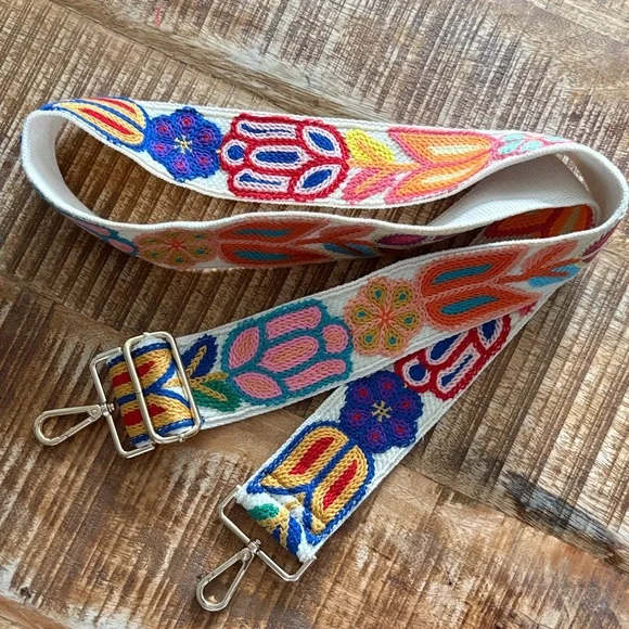 BOHO Crossbody Guitar Strap NWOT - Picture 1 of 5